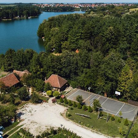 Вилла Magaze De Luxe Gradacac Экстерьер фото